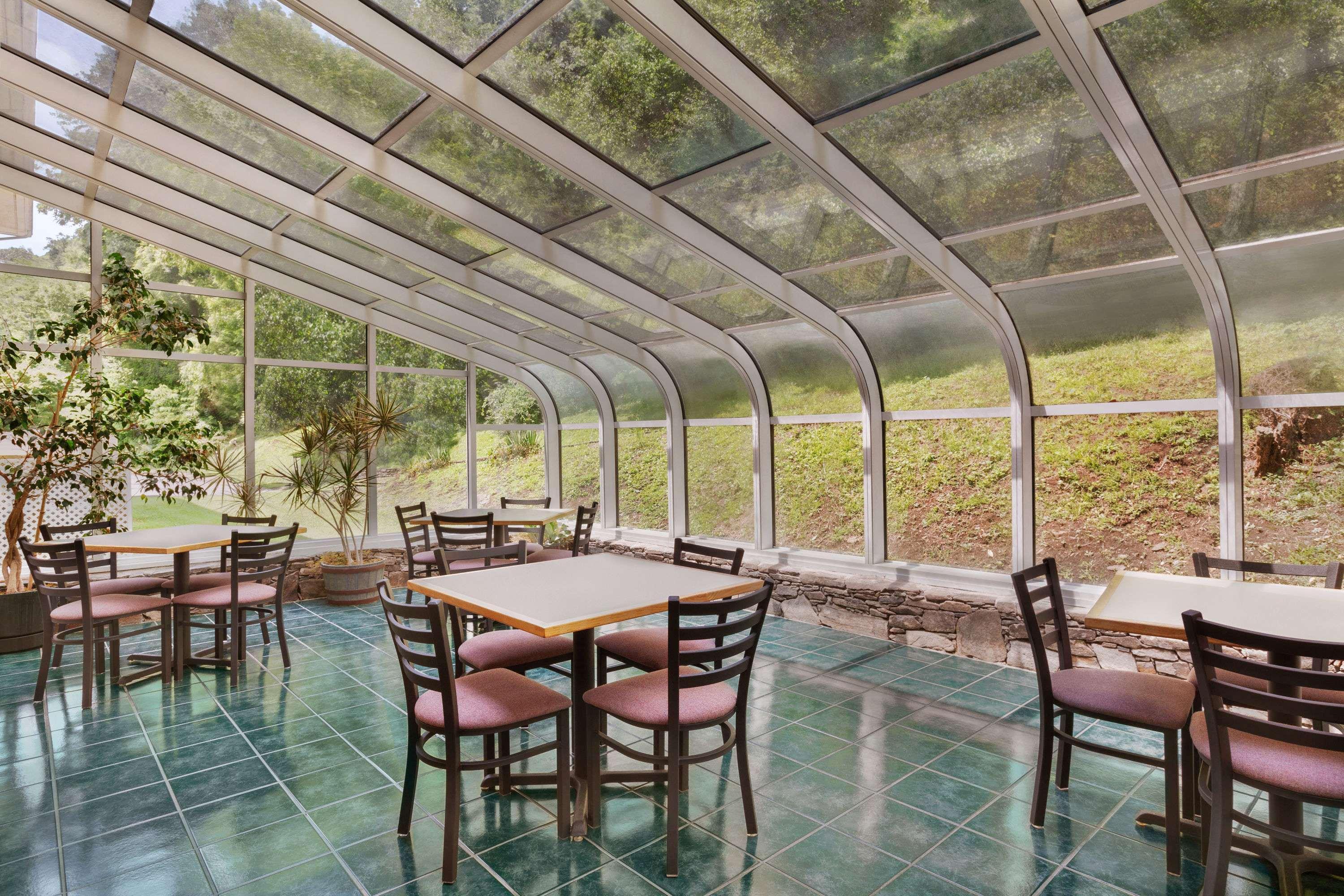 Super 8 By Wyndham 2*
