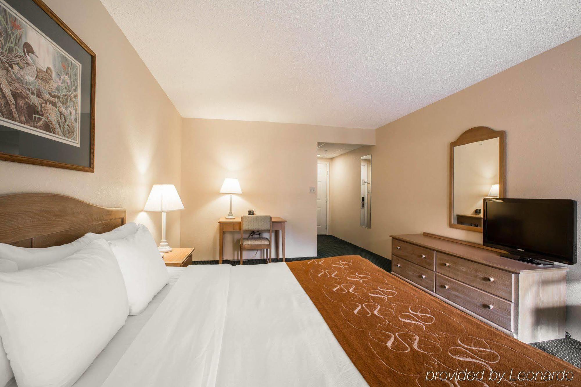 Super 8 By Wyndham 2* Cherokee