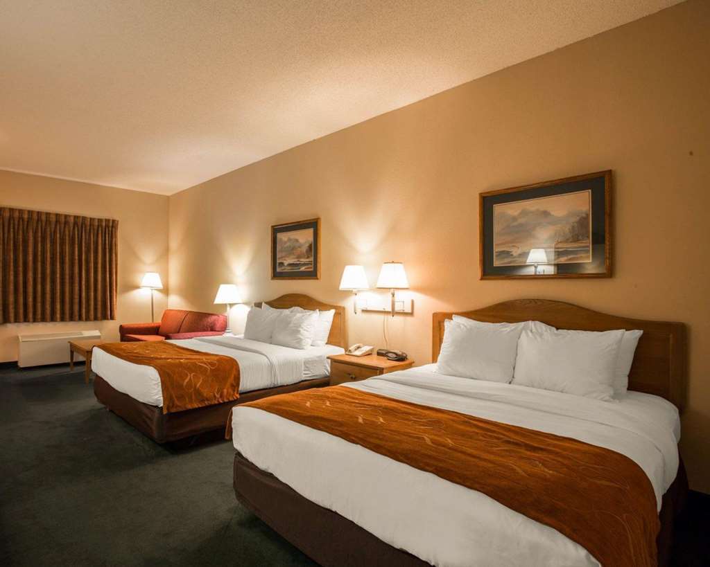 Super 8 By Wyndham Hotel Cherokee