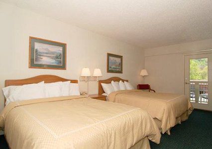Super 8 By Wyndham Cherokee